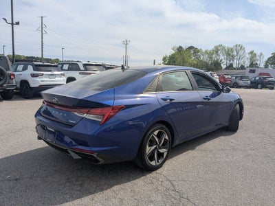 2022 Hyundai Elantra Limited