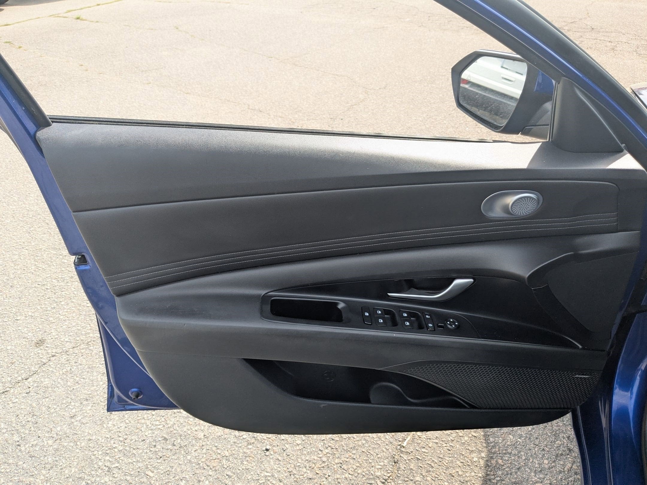 2022 Hyundai Elantra Limited