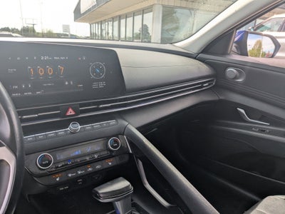 2022 Hyundai Elantra Limited