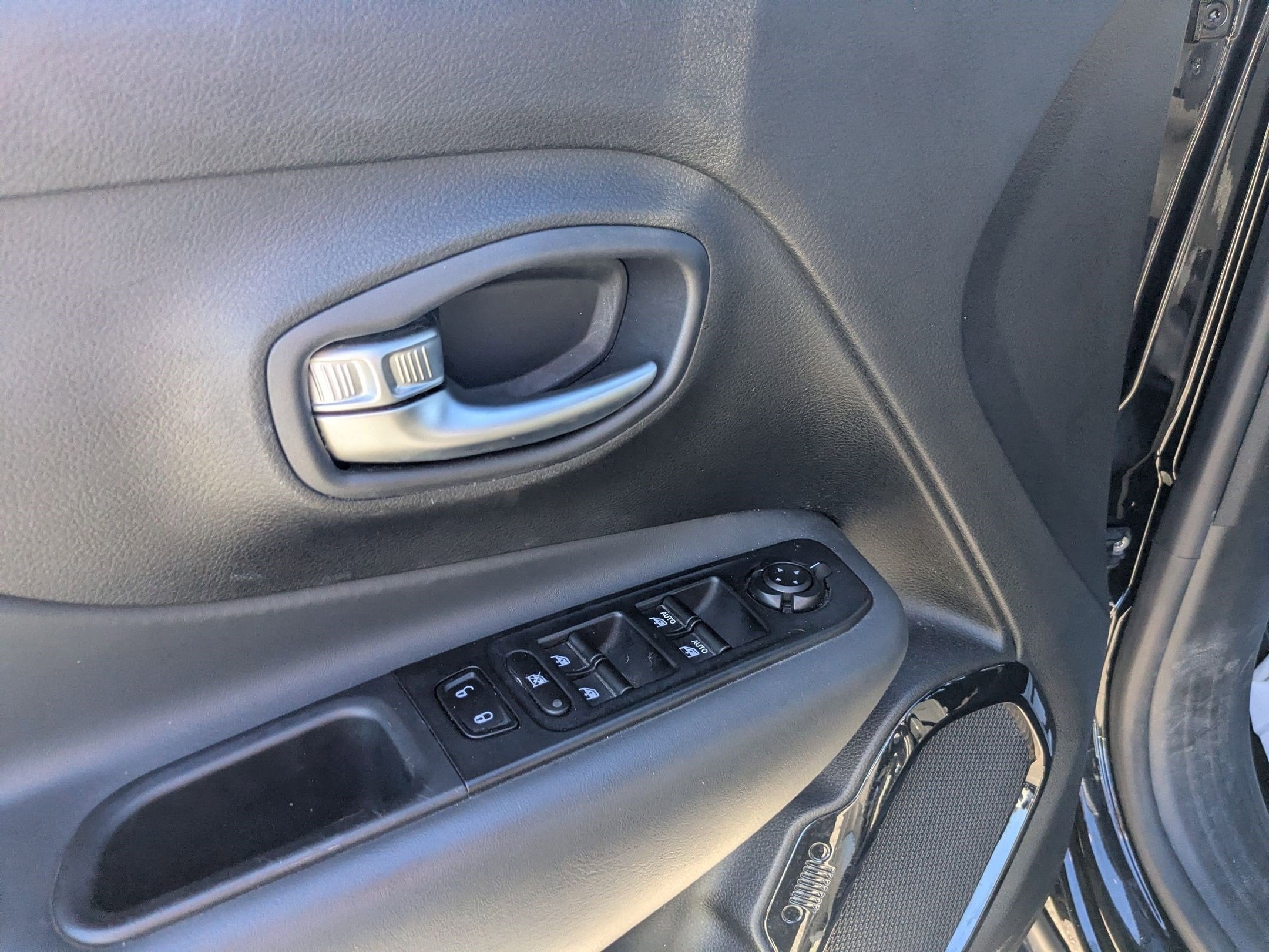 2022 Jeep Renegade Altitude 4x4