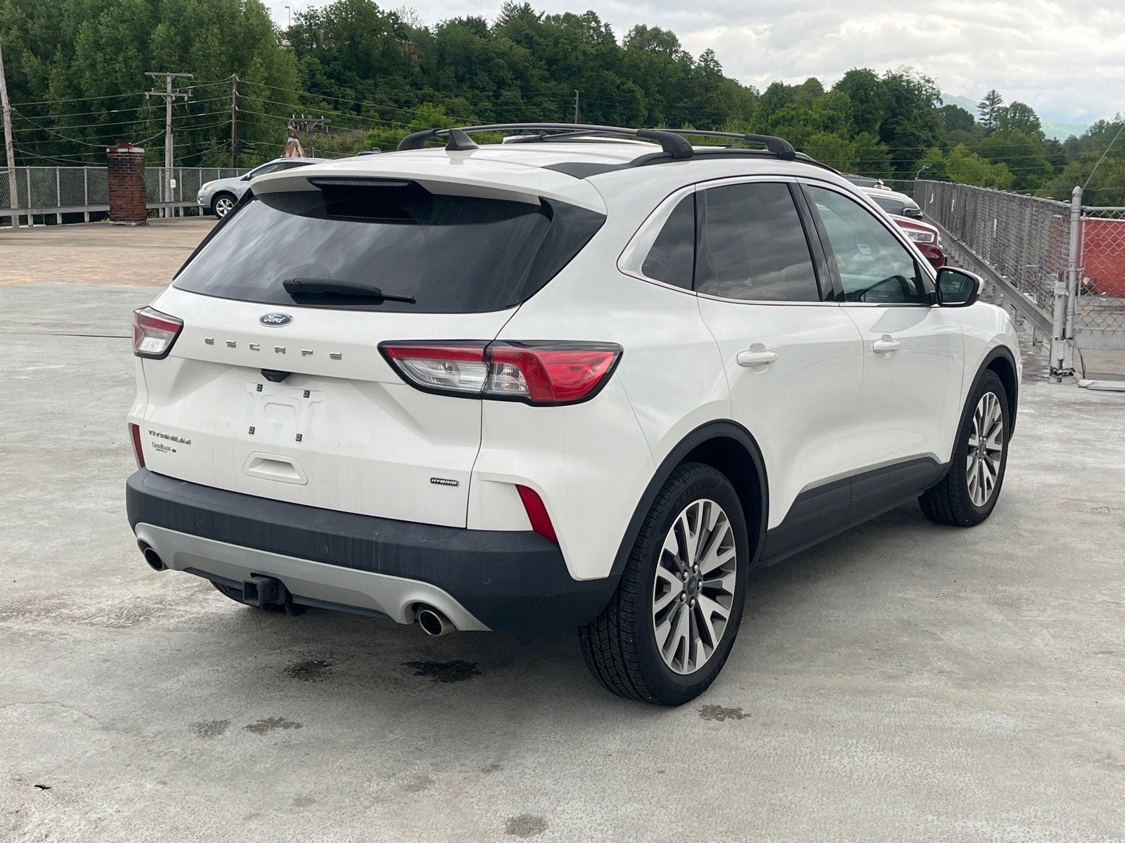 2022 Ford Escape Titanium Hybrid