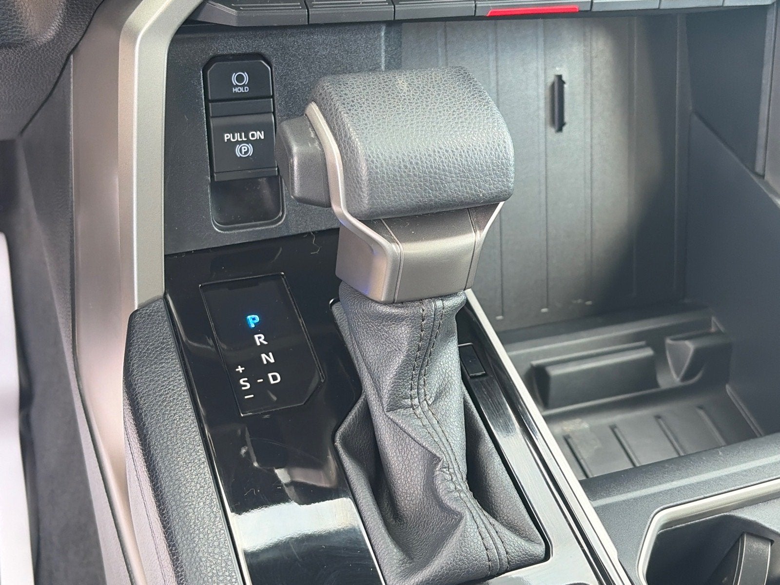 2023 Toyota Tundra 4WD SR5