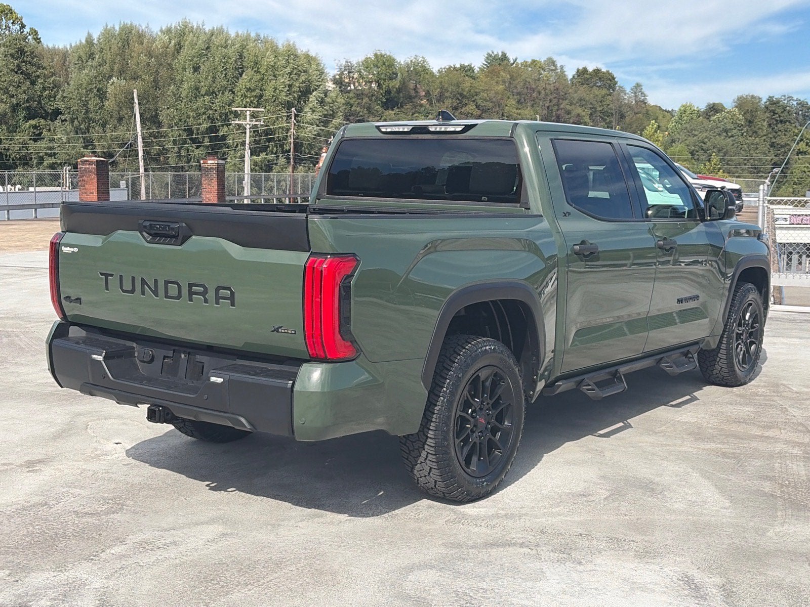 2023 Toyota Tundra 4WD SR5
