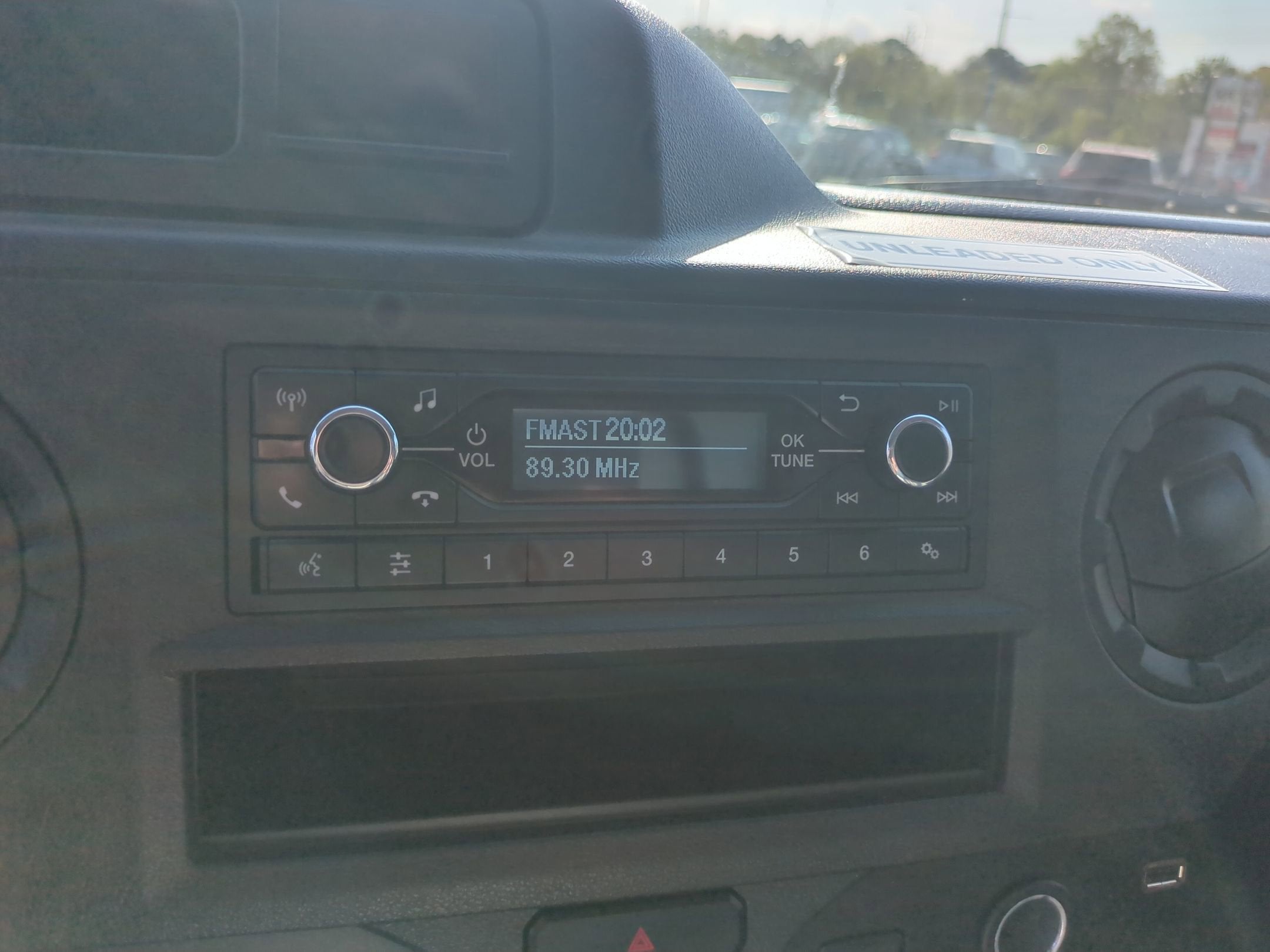 2024 Ford E-Series Cutaway Base