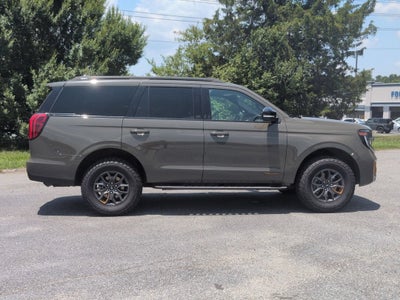2025 Ford Expedition Tremor