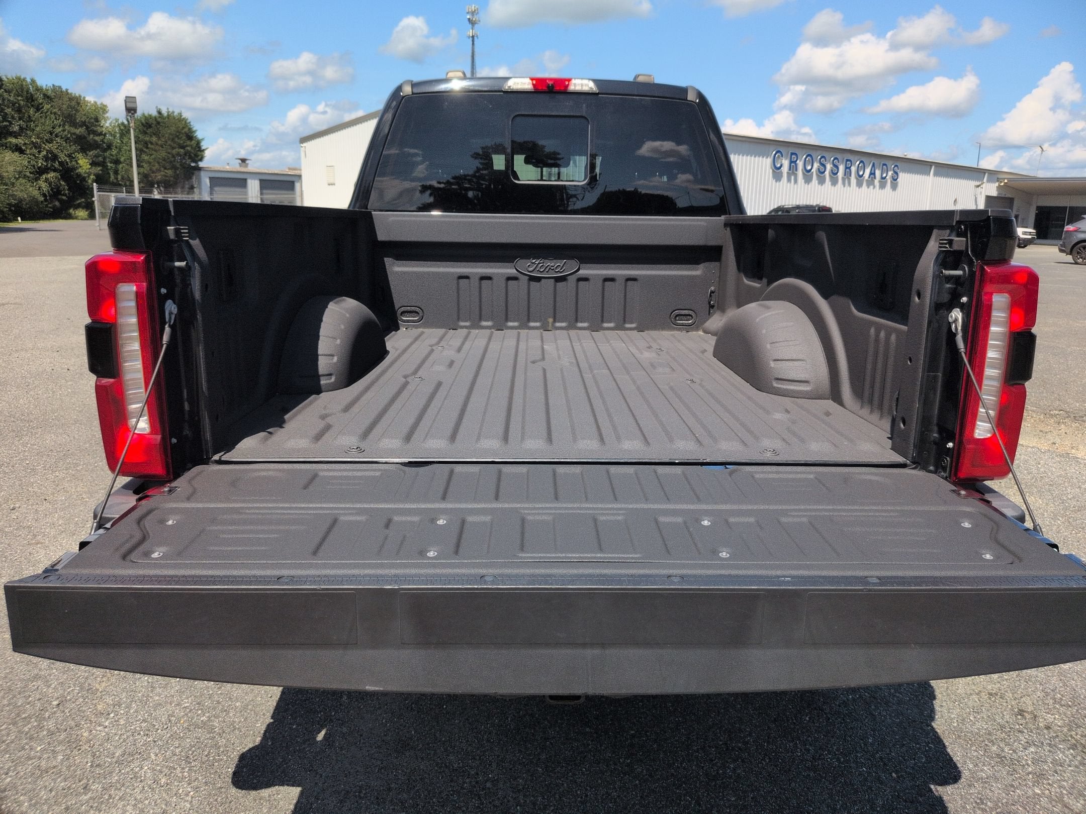 2023 Ford Super Duty F-250 SRW LARIAT
