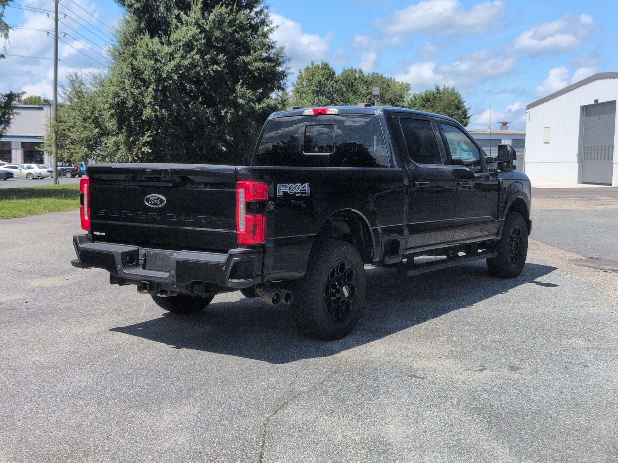 2023 Ford Super Duty F-250 SRW LARIAT