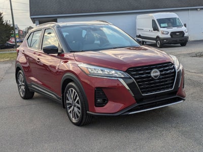2023 Nissan Kicks SR