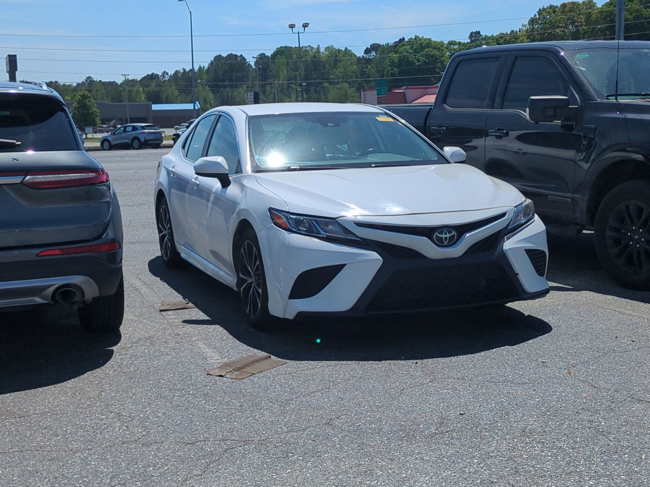 2019 Toyota Camry SE
