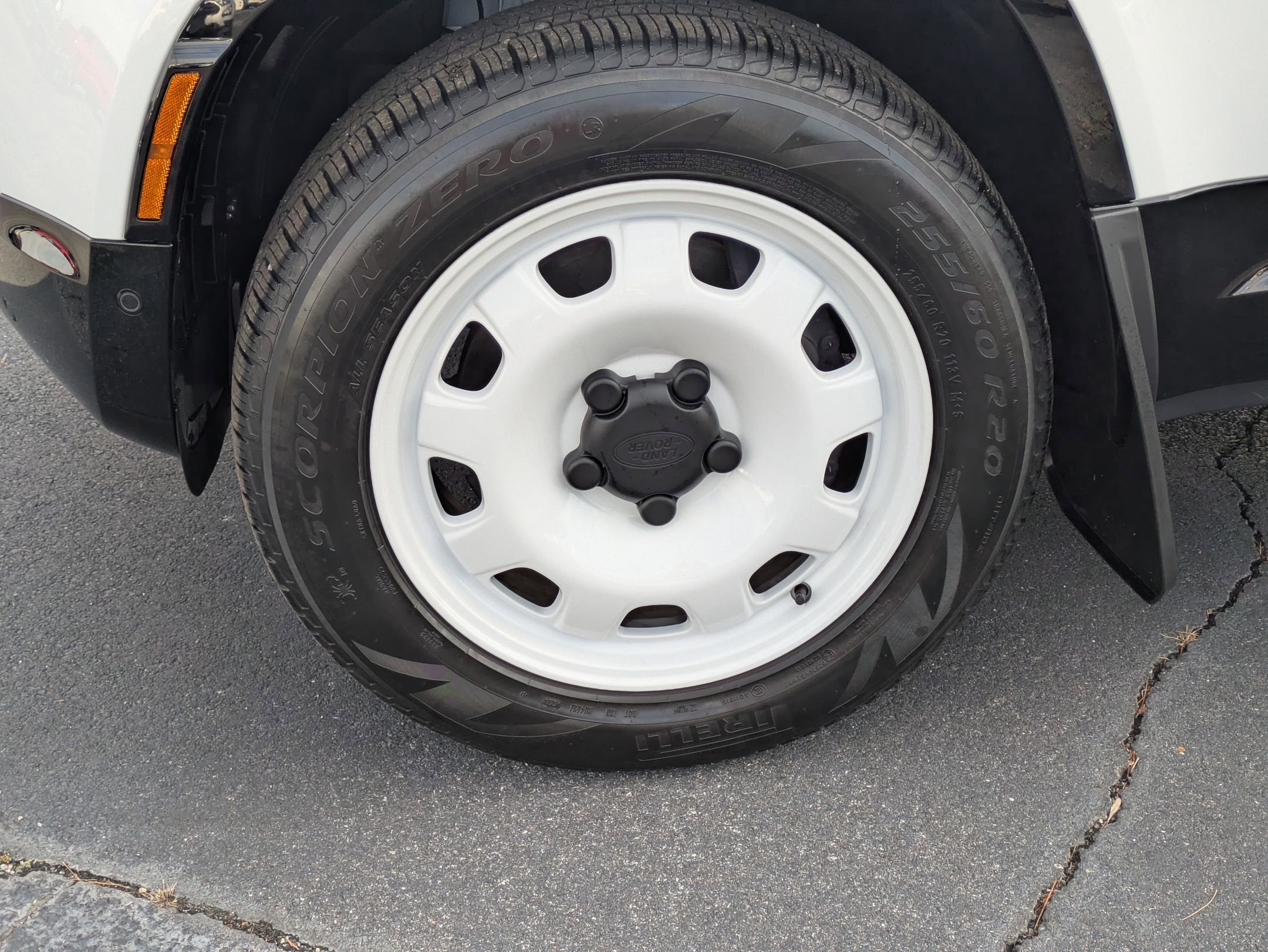 2025 Land Rover Defender S