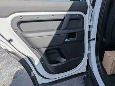 2025 Land Rover Defender S