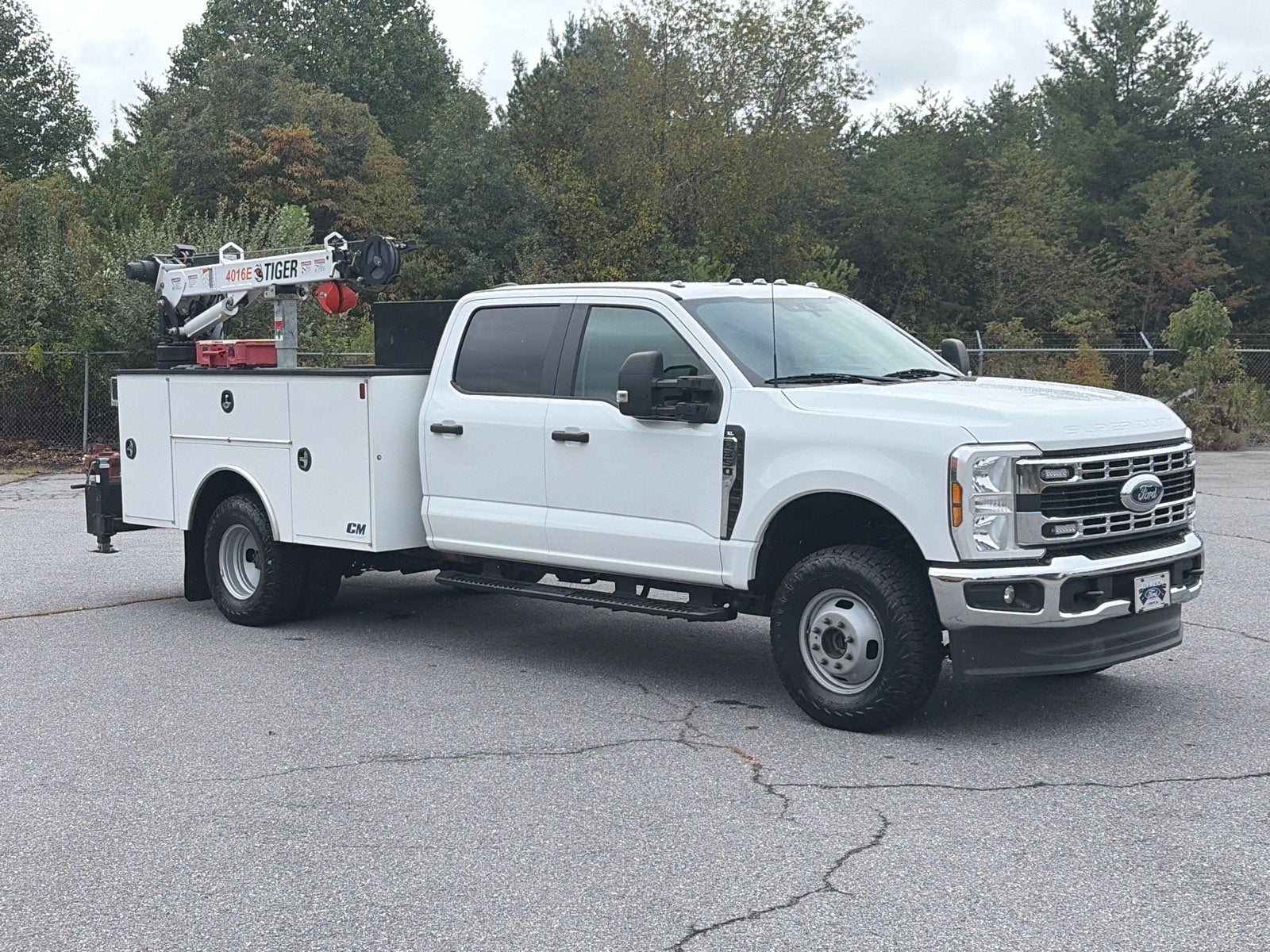 2024 Ford F-350 Super Duty Chassis Cab