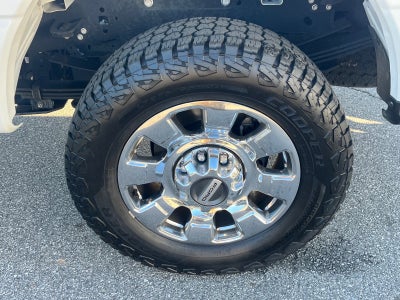 2023 Ford Super Duty F-350 SRW LARIAT