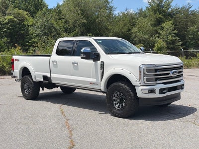 2024 Ford Super Duty F-350 SRW Limited