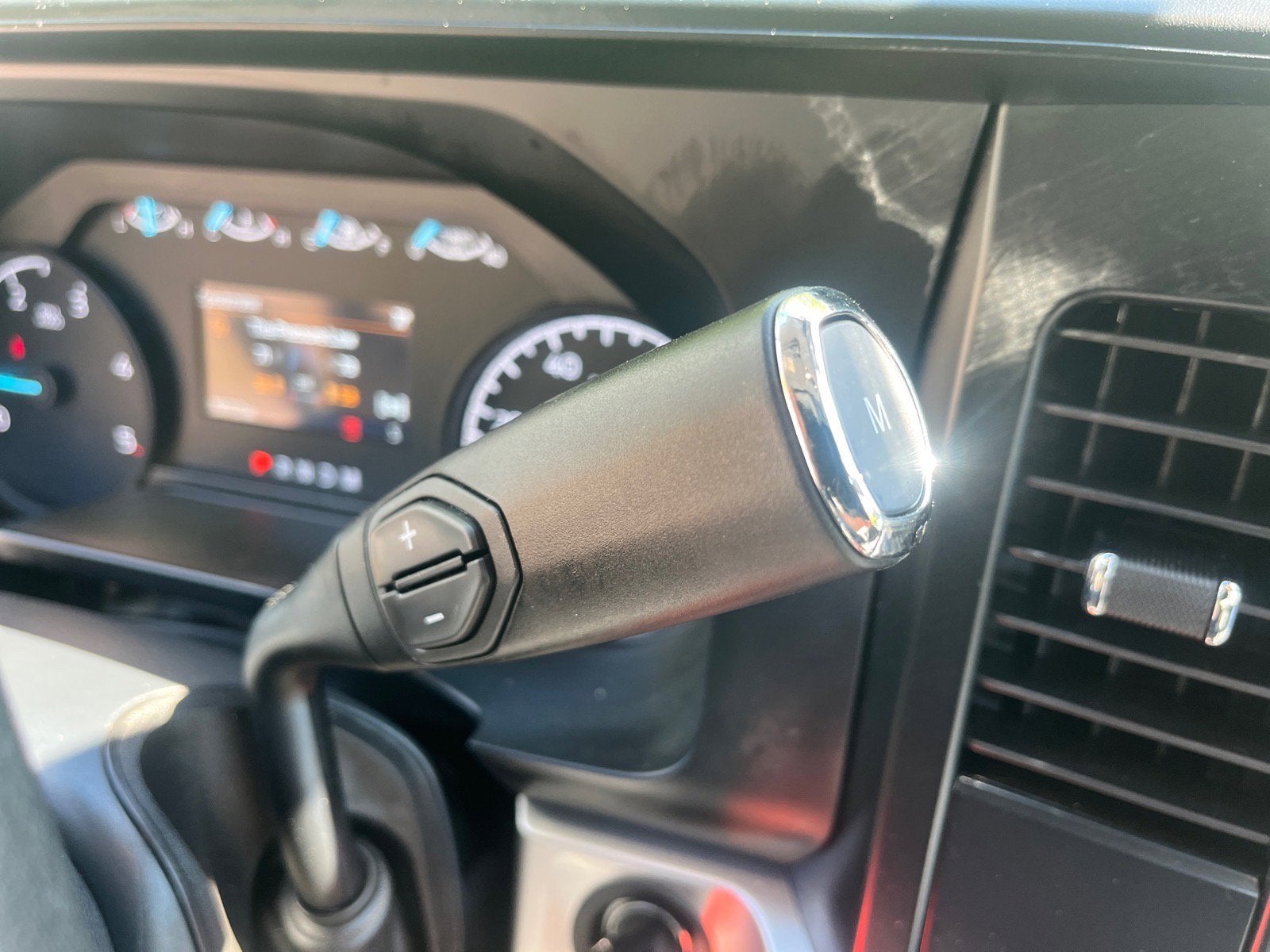 2024 Ford Super Duty F-350 SRW XL