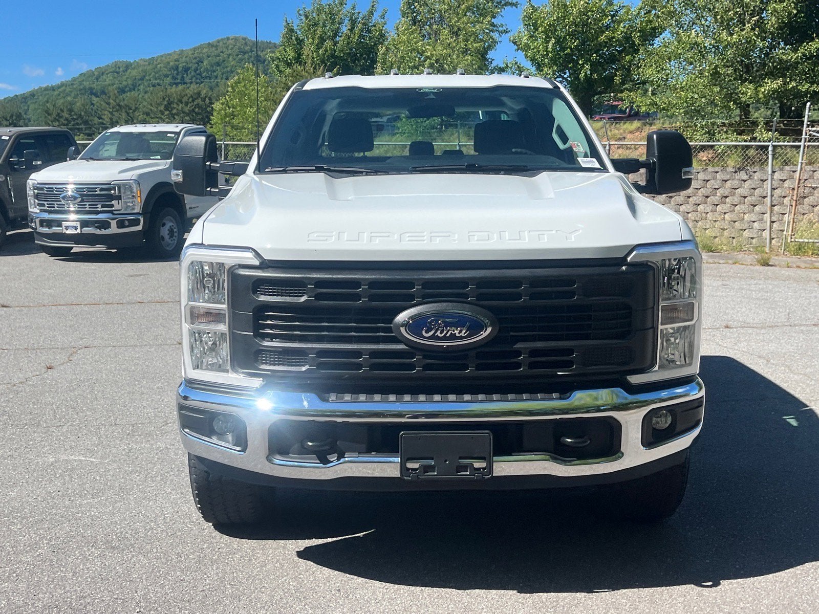2024 Ford Super Duty F-350 SRW XL
