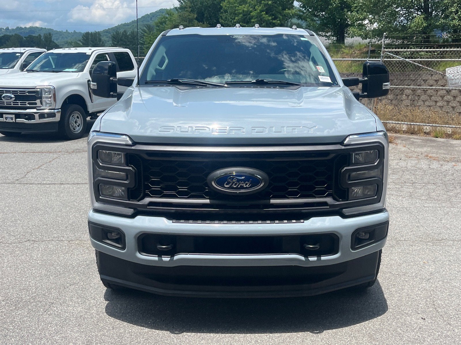 2024 Ford Super Duty F-350 SRW LARIAT