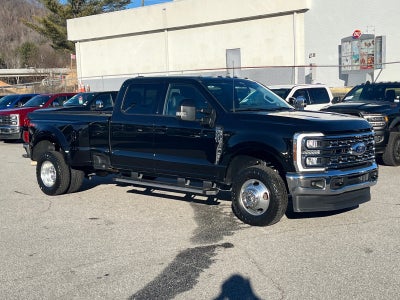 2024 Ford Super Duty F-350 DRW LARIAT