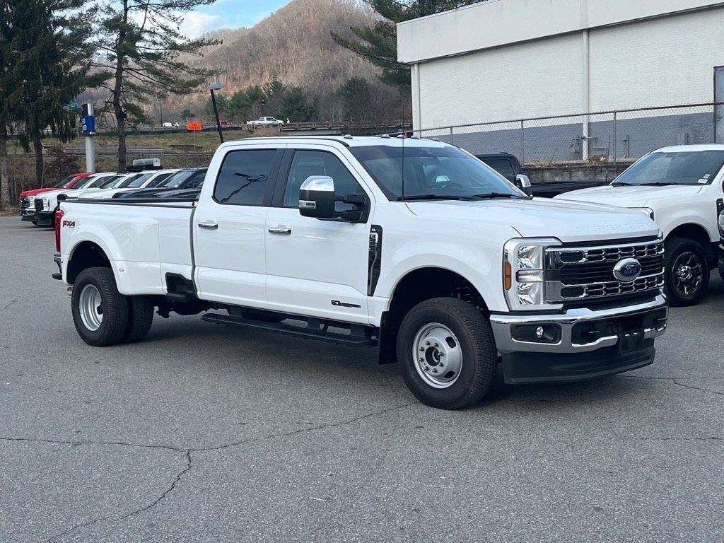 2024 Ford Super Duty F-350 DRW XL