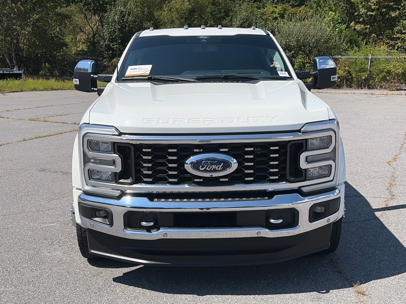 2024 Ford Super Duty F-450 DRW LARIAT