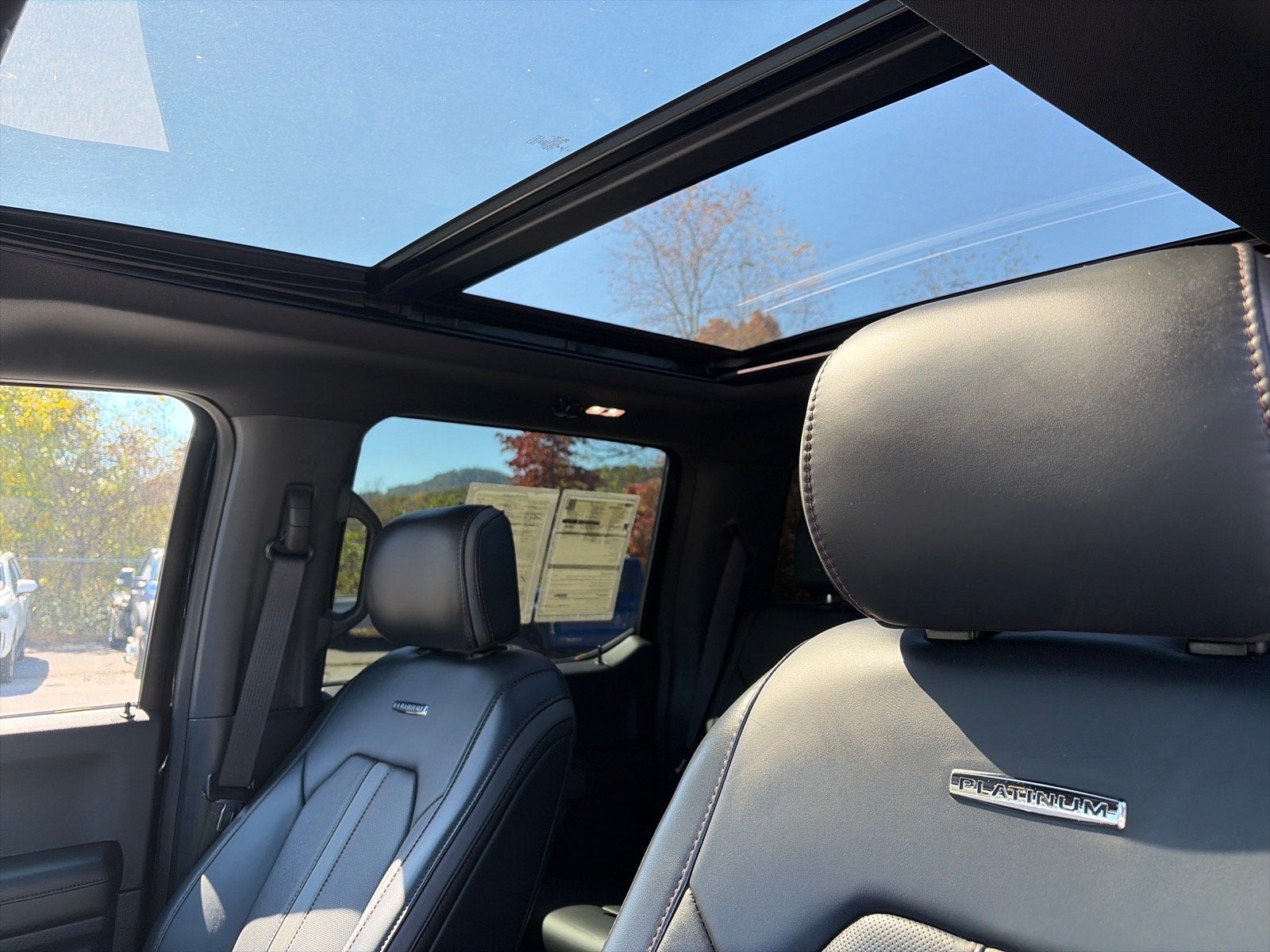 2022 Ford Super Duty F-450 DRW Platinum