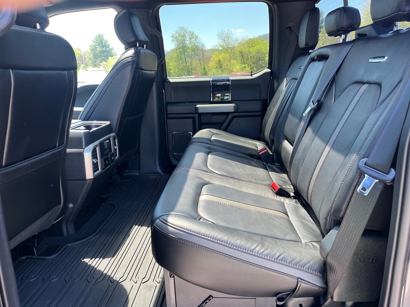 2021 Ford Super Duty F-450 DRW Platinum