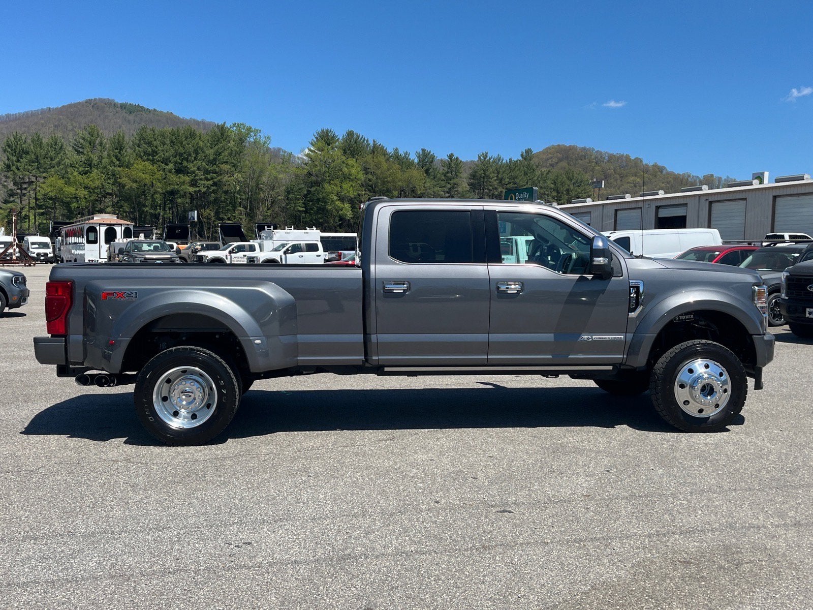 2021 Ford Super Duty F-450 DRW Platinum