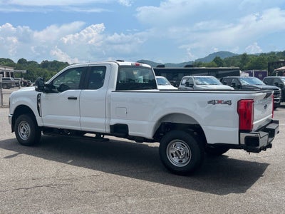 2025 Ford Super Duty F-350 SRW XL