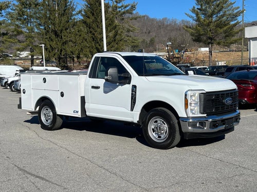 2025 Ford Super Duty F-350 SRW XL