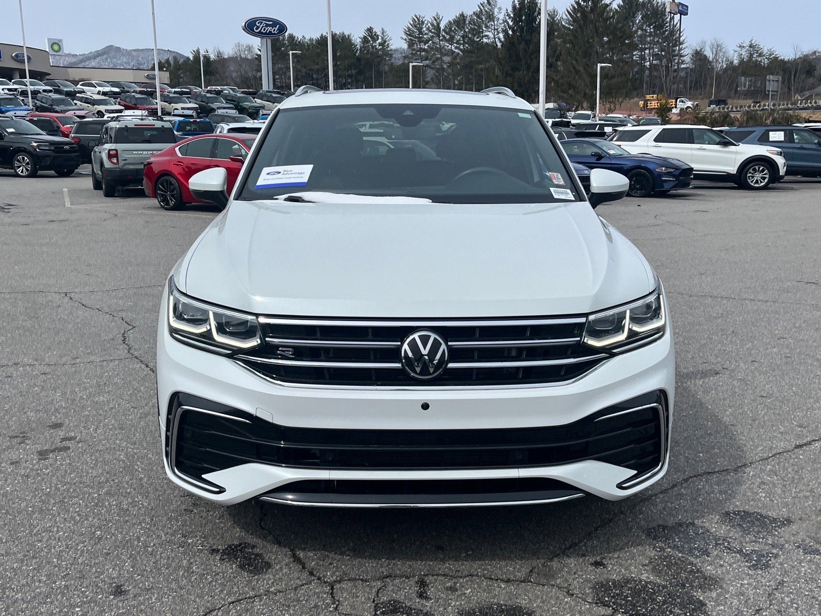 2024 Volkswagen Tiguan SEL R-Line