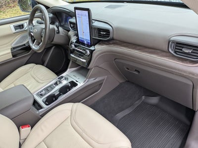 2023 Ford Explorer Platinum