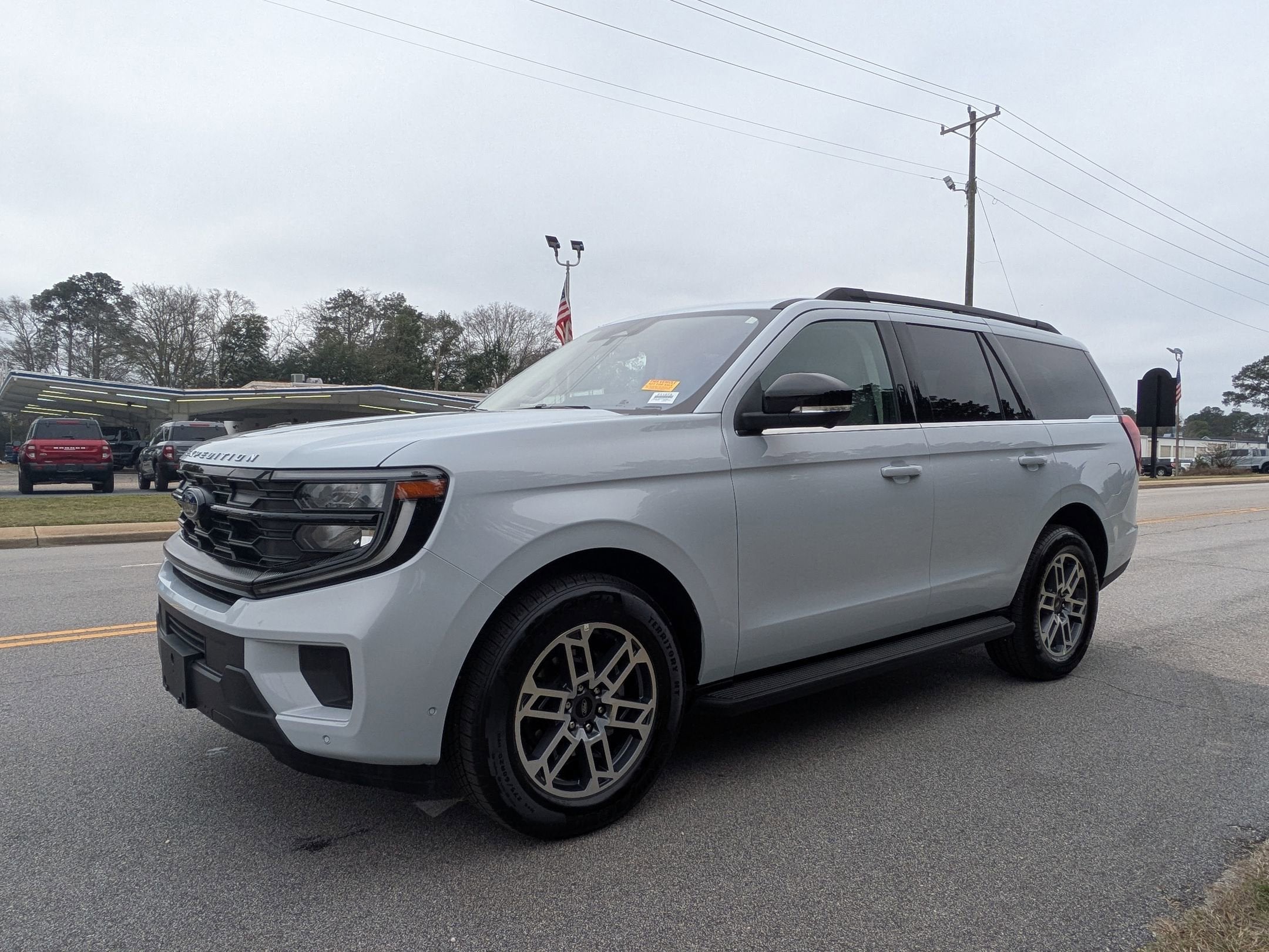 2025 Ford Expedition Active