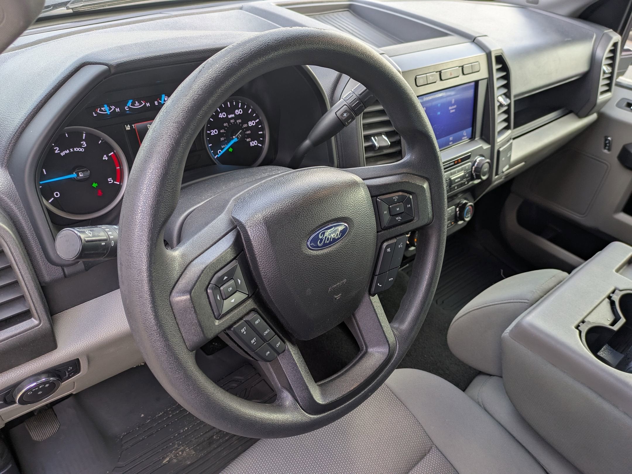 2022 Ford Super Duty F-450 DRW XL