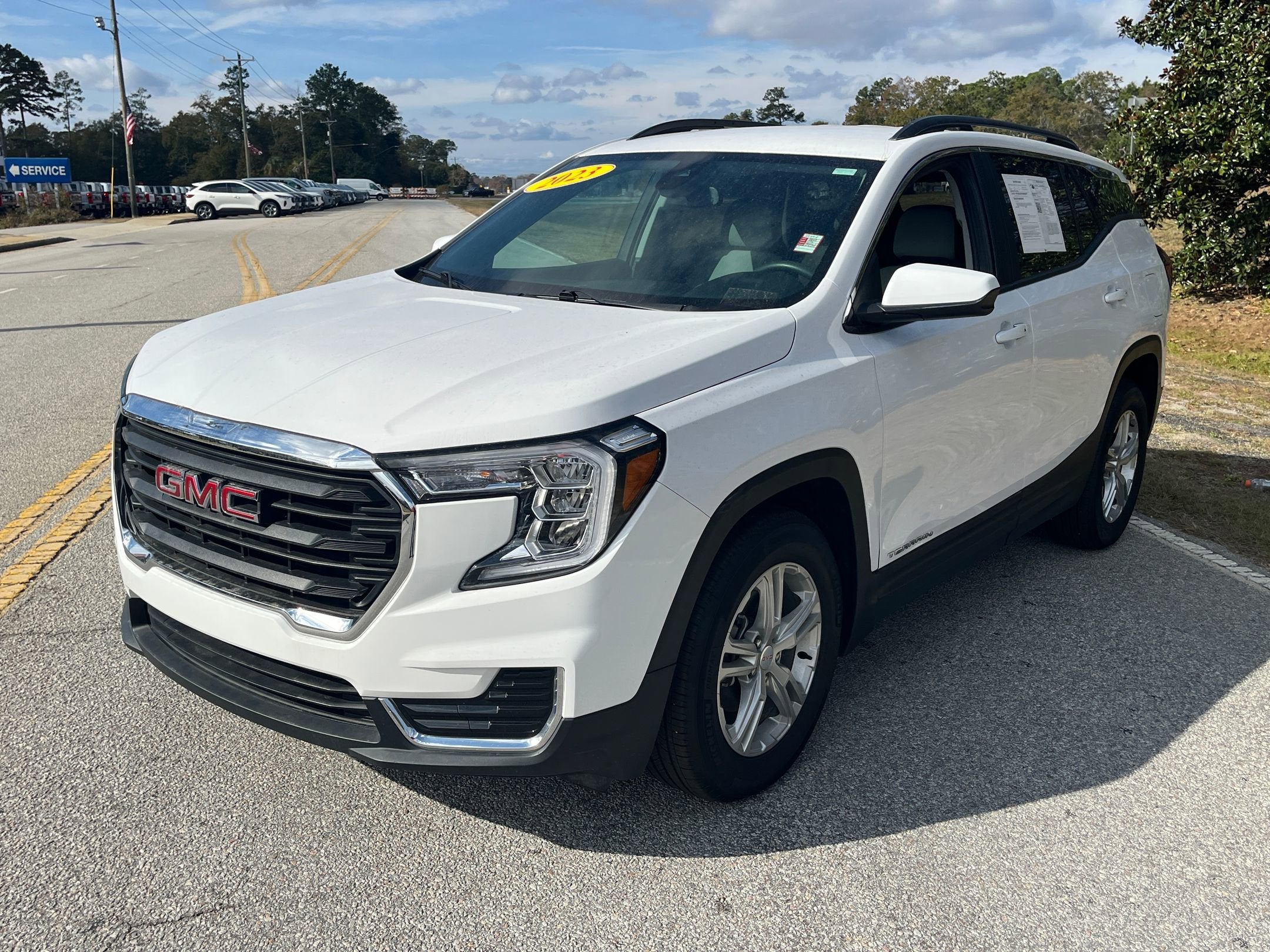 2023 GMC Terrain SLE