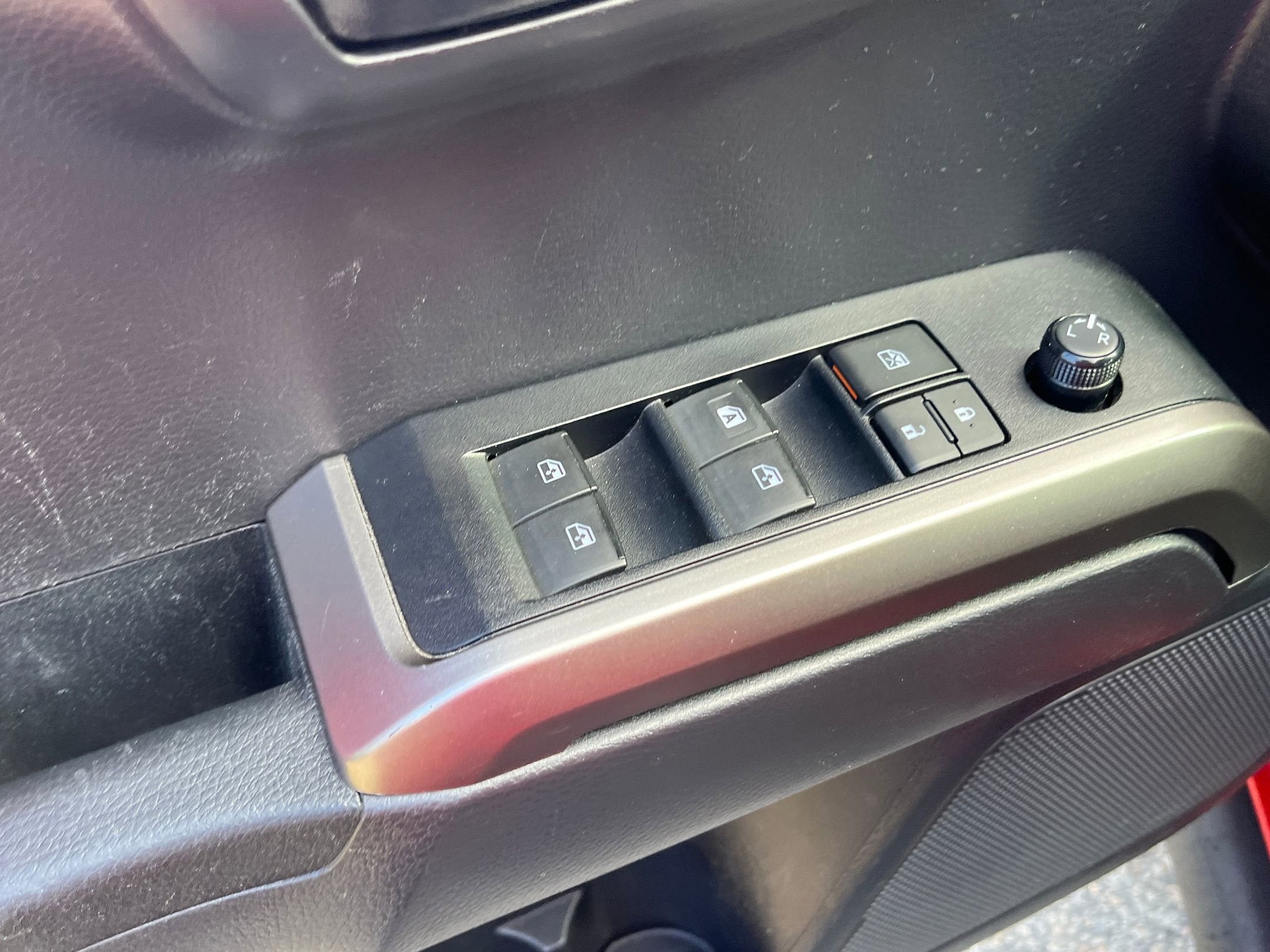 2022 Toyota Tacoma 4WD SR5