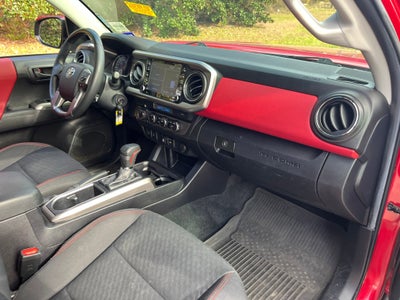 2022 Toyota Tacoma 4WD SR5