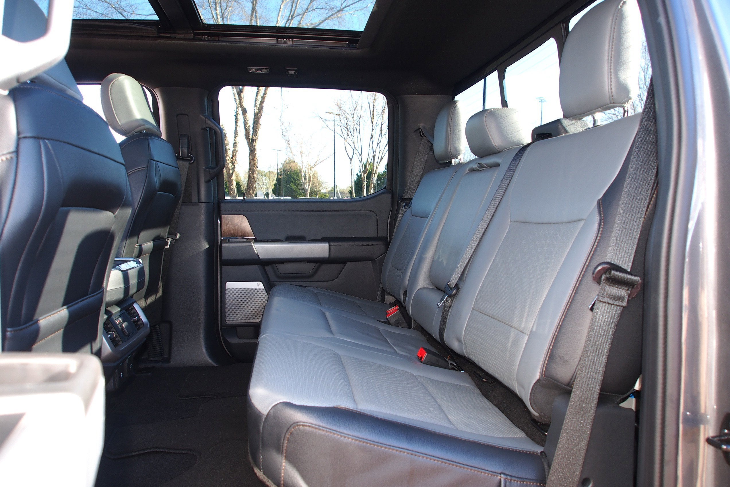 2023 Ford F-150 Lightning LARIAT