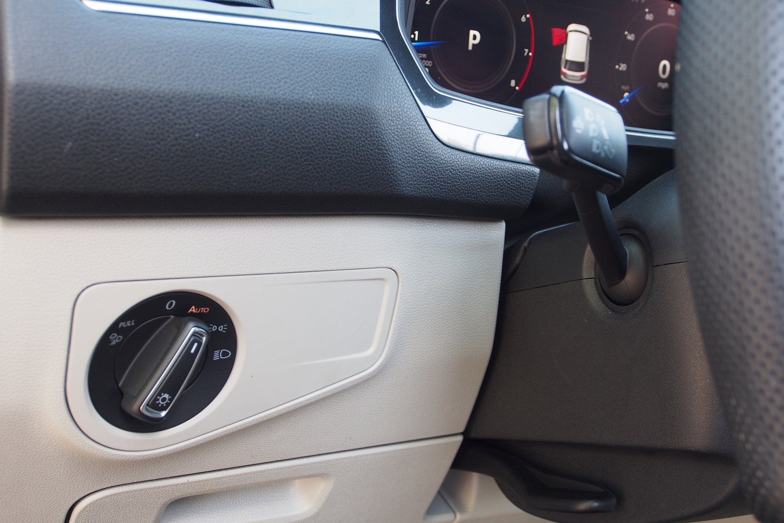 2022 Volkswagen Tiguan SEL R-Line