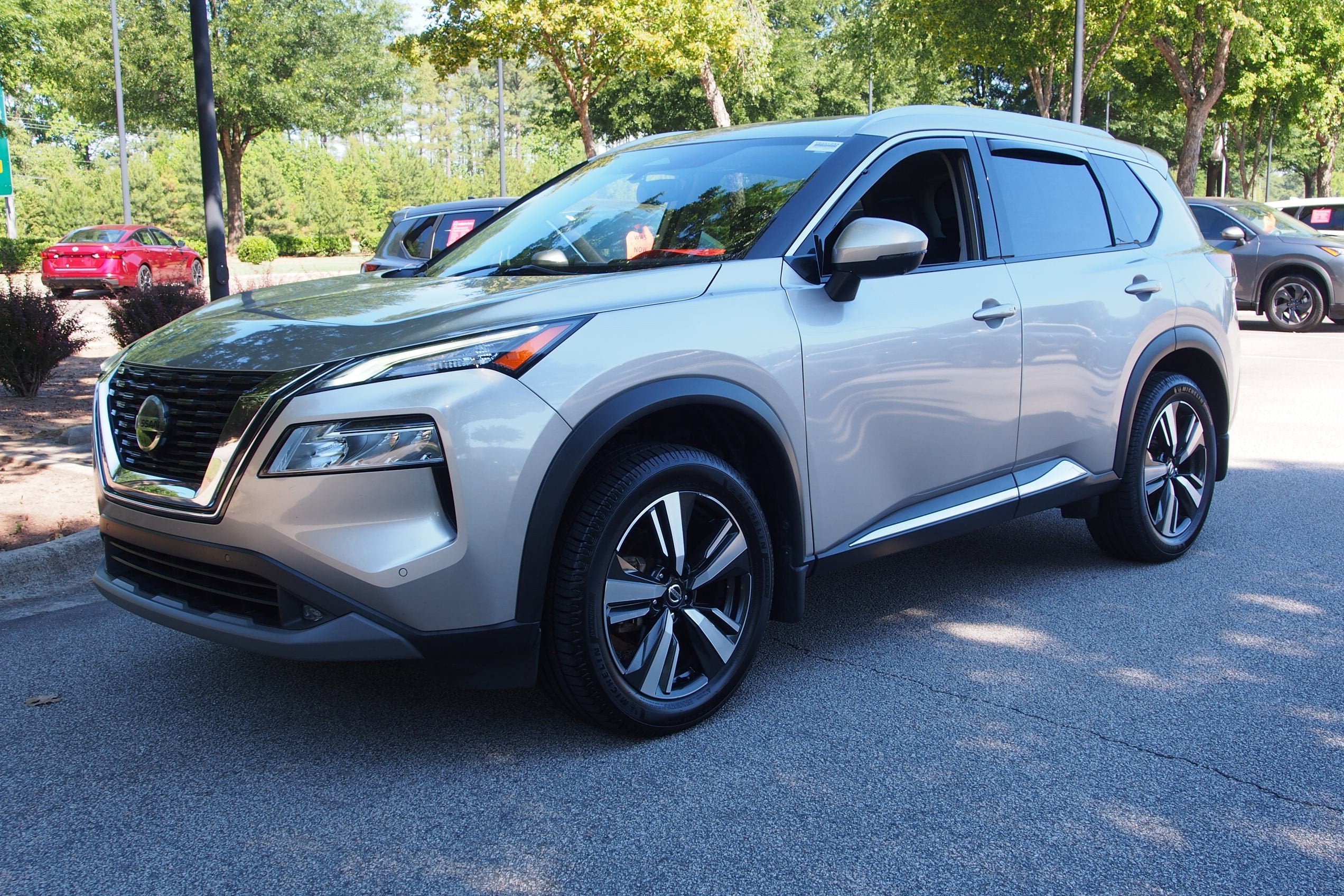 2021 Nissan Rogue SL