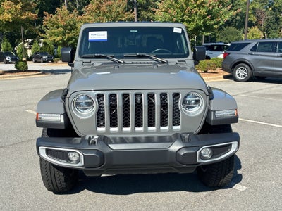 2022 Jeep Gladiator Overland