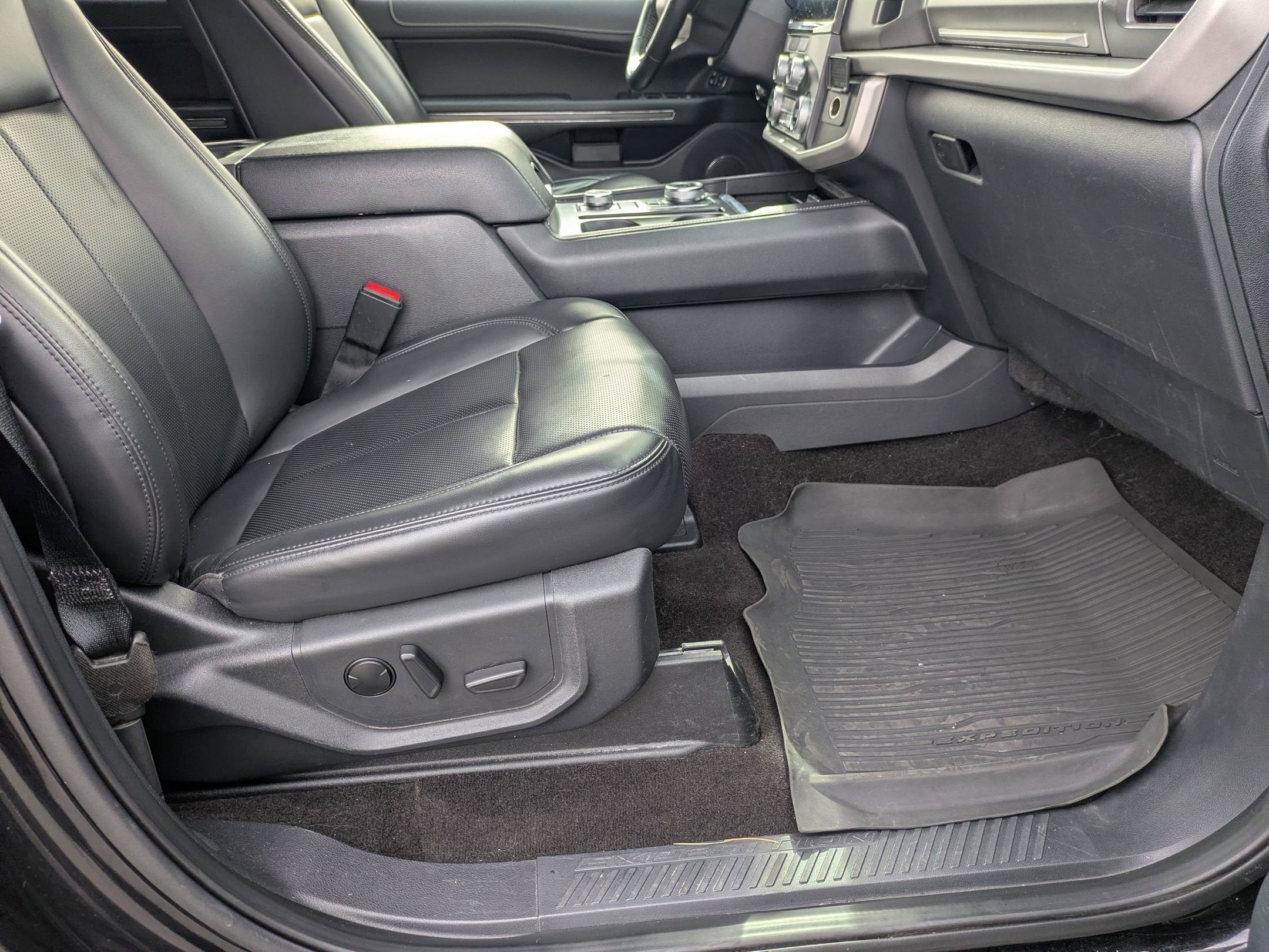 2022 Ford Expedition Max XLT