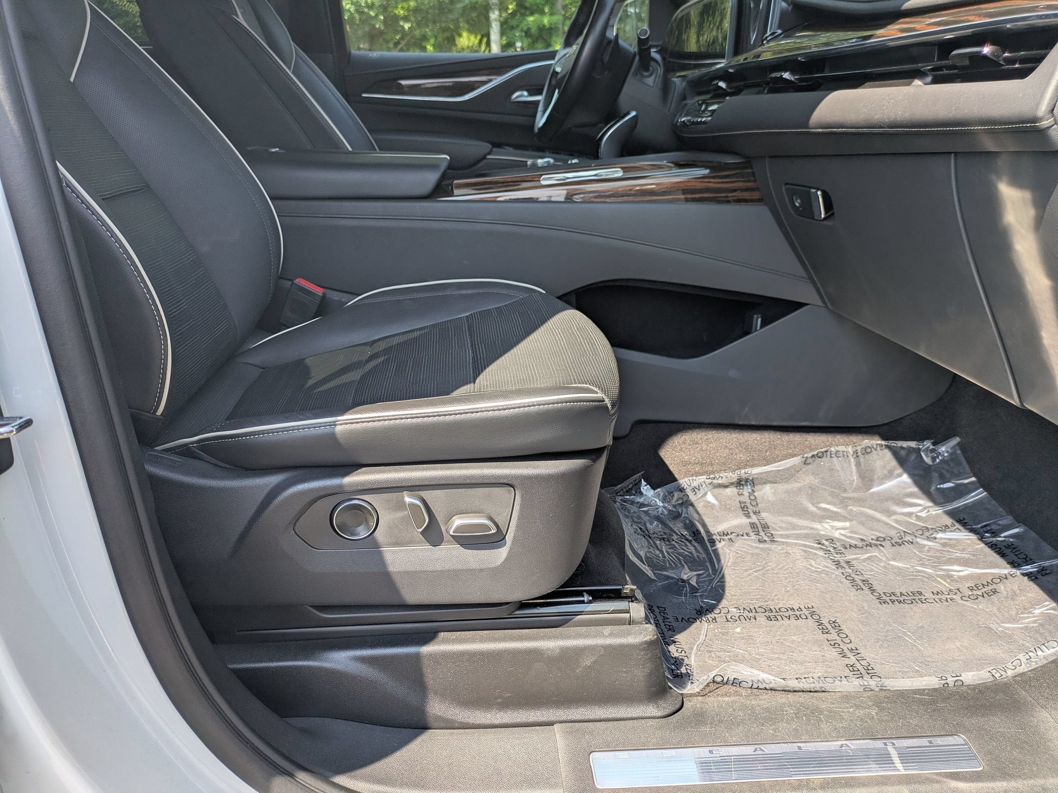 2023 Cadillac Escalade 4WD Premium Luxury