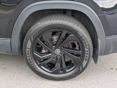 2022 Volkswagen Atlas 3.6L V6 SE w/Technology