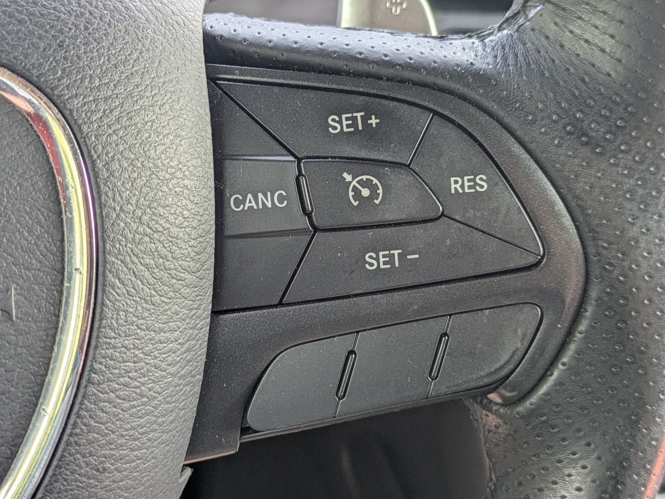 2016 Dodge Challenger R/T Plus Shaker