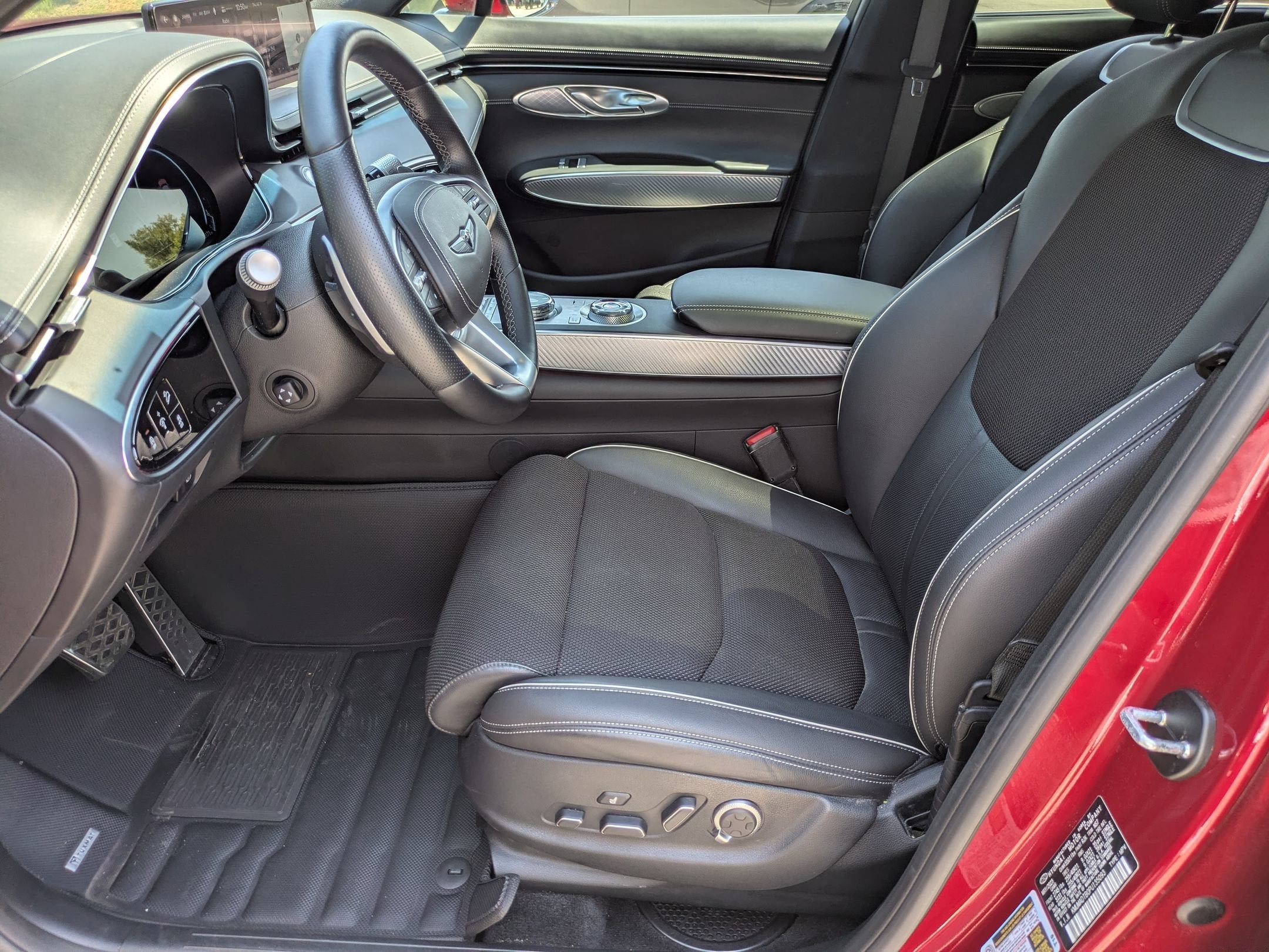 2023 Genesis GV70 2.5T