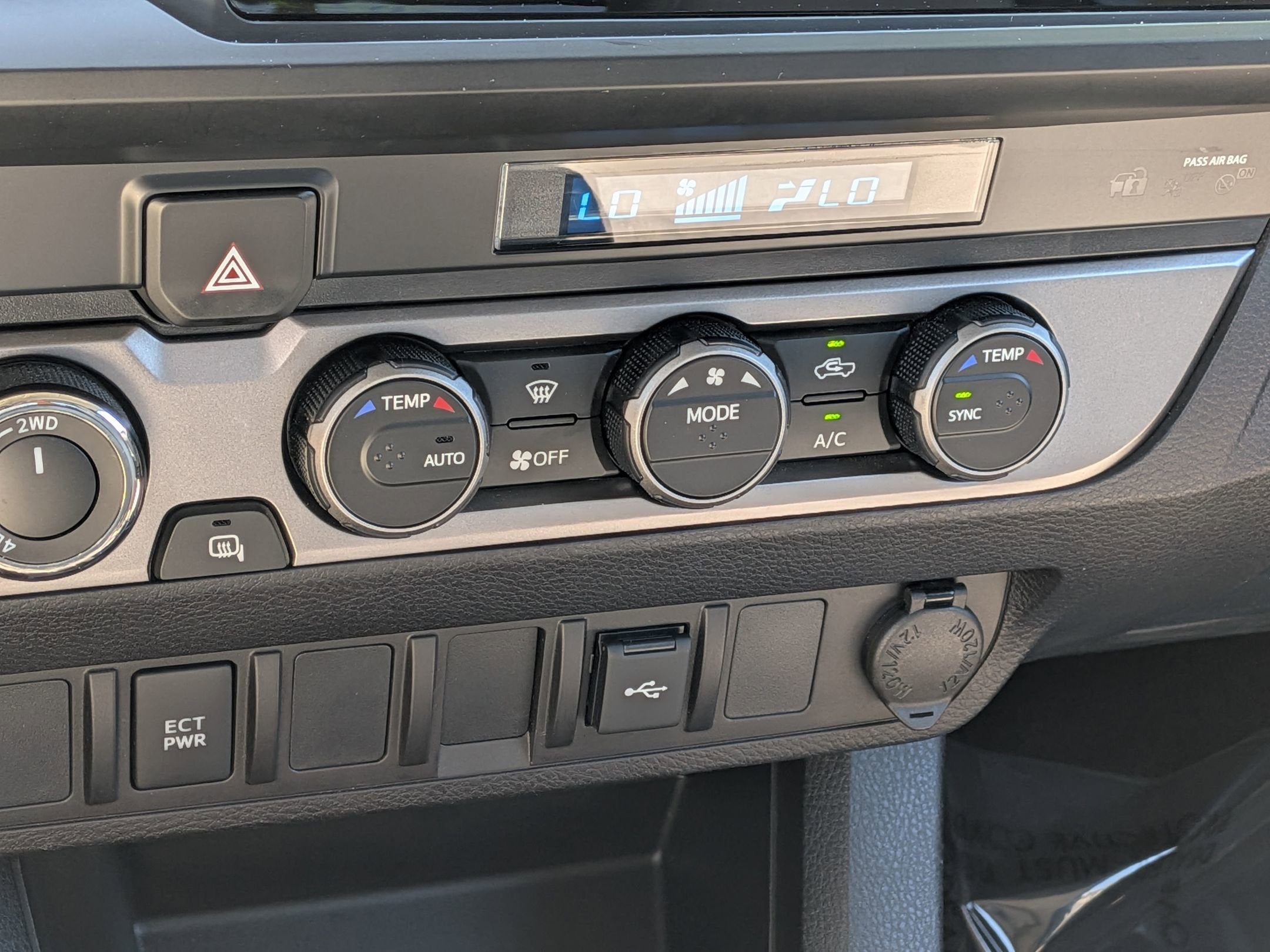 2022 Toyota Tacoma 4WD SR
