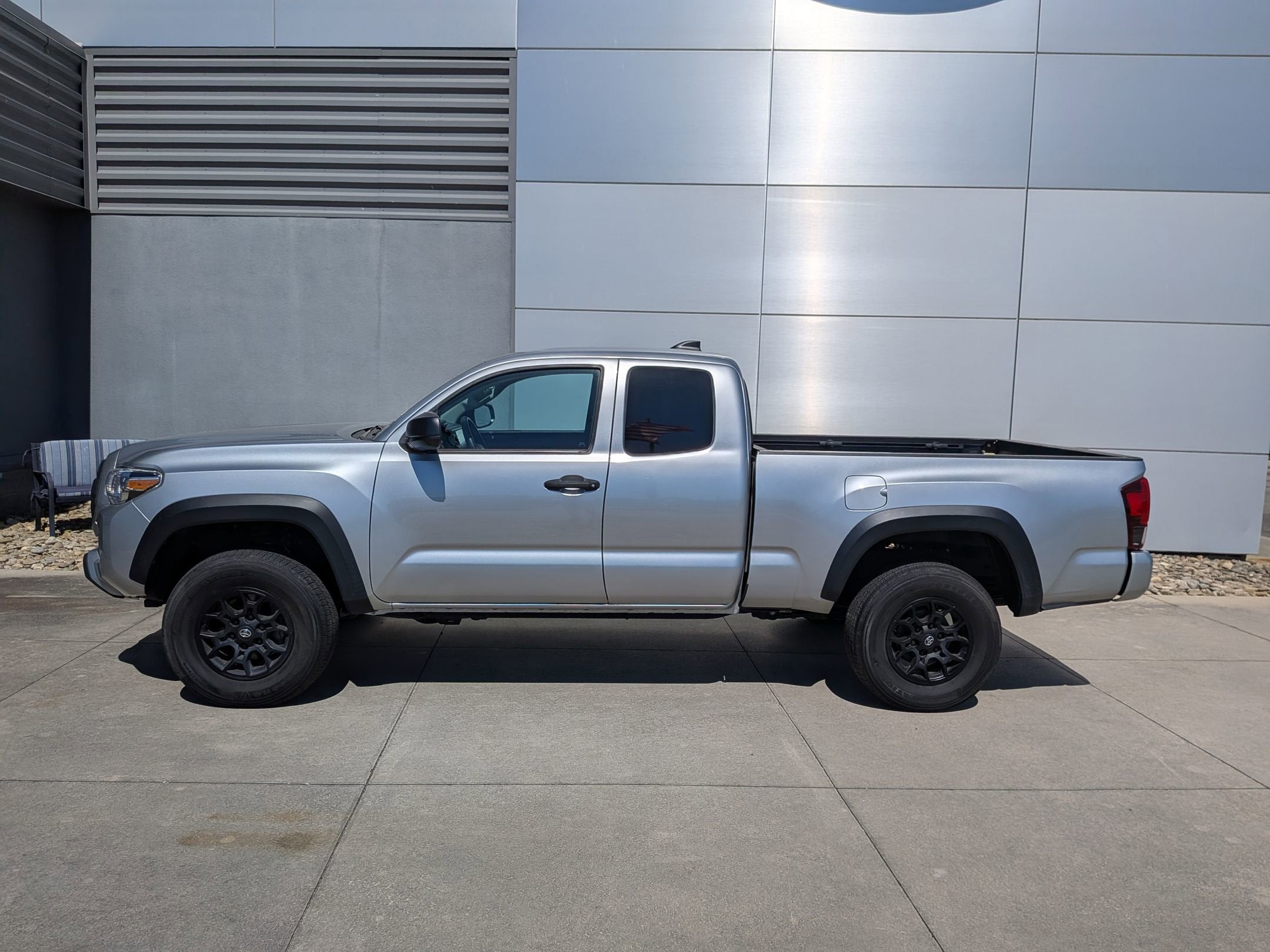 2022 Toyota Tacoma 4WD SR