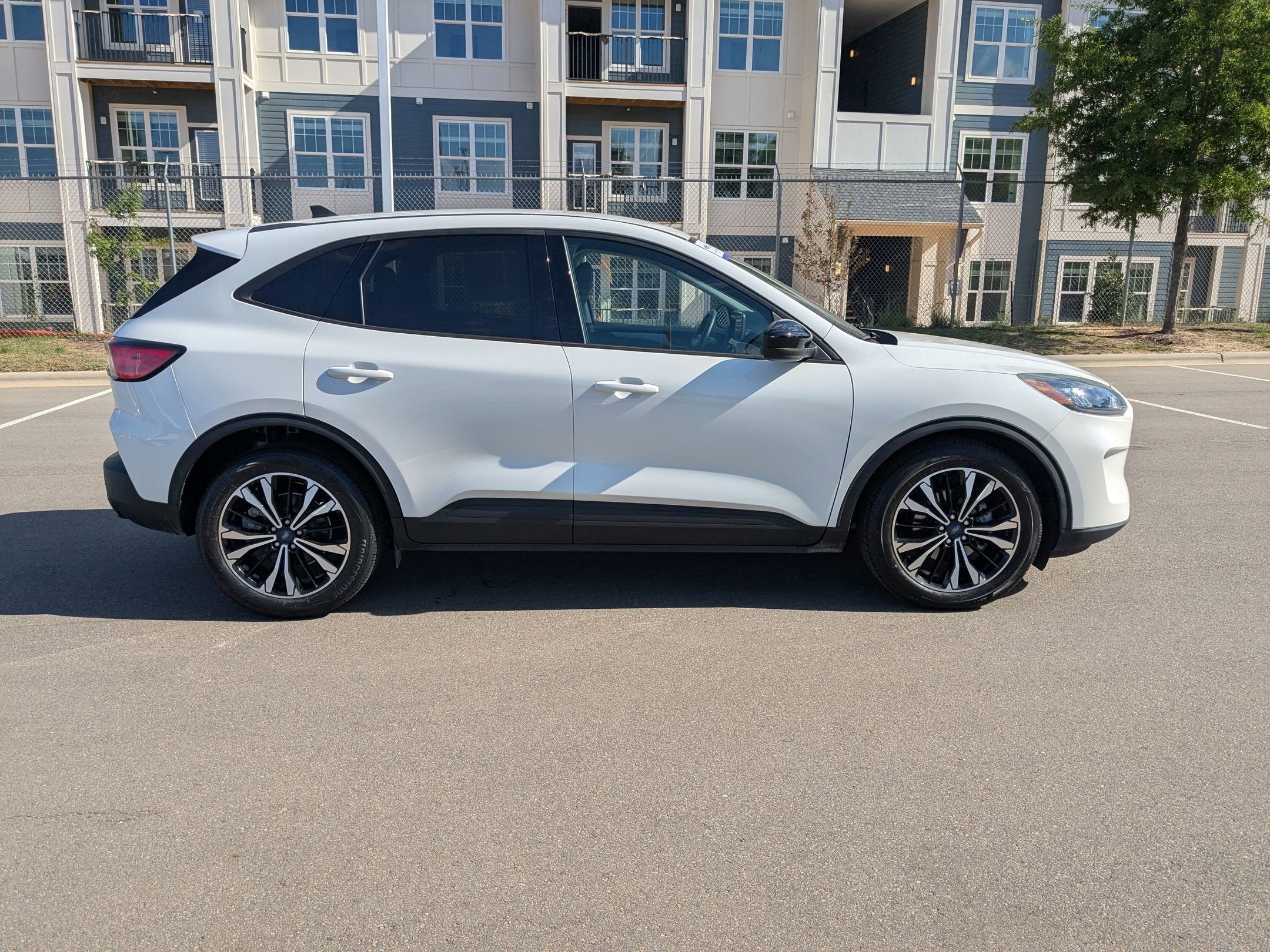 2022 Ford Escape SE
