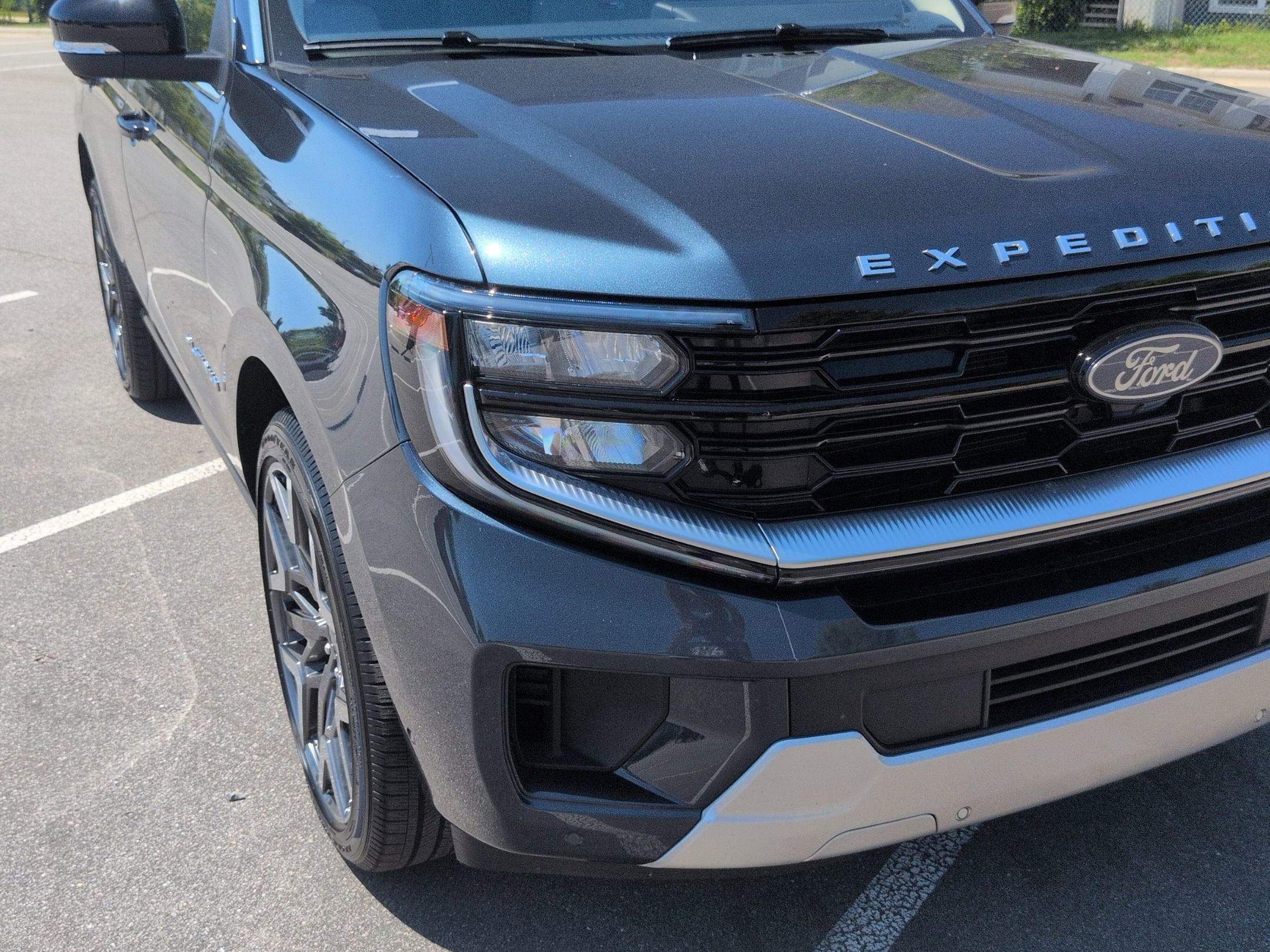 2025 Ford Expedition Platinum