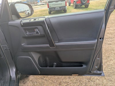 2022 Toyota 4Runner TRD Off Road